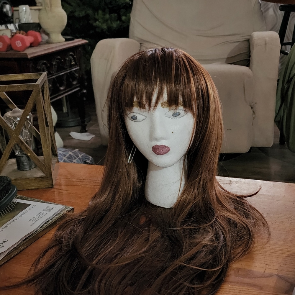 NWT WIG